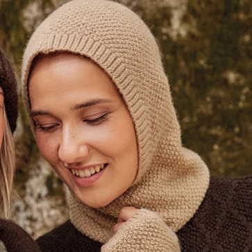 Cagoule en laine chameau pour femme 