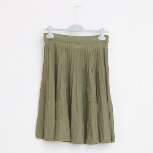 Jupe en lin aux genoux   