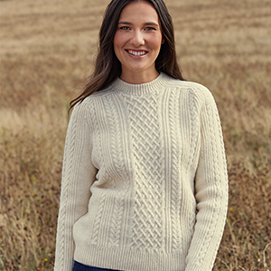 Pull en laine à torsades pour femme