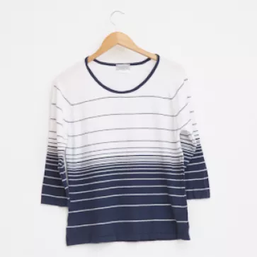 Pull coton à fines rayures