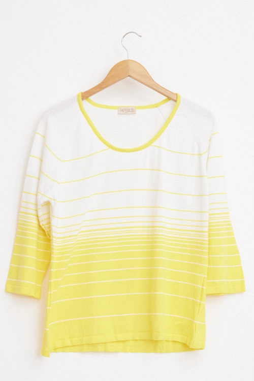 Pull coton à fines rayures  