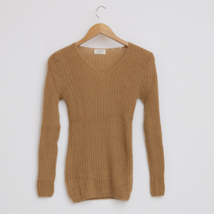 Pull en laine mohair col V  