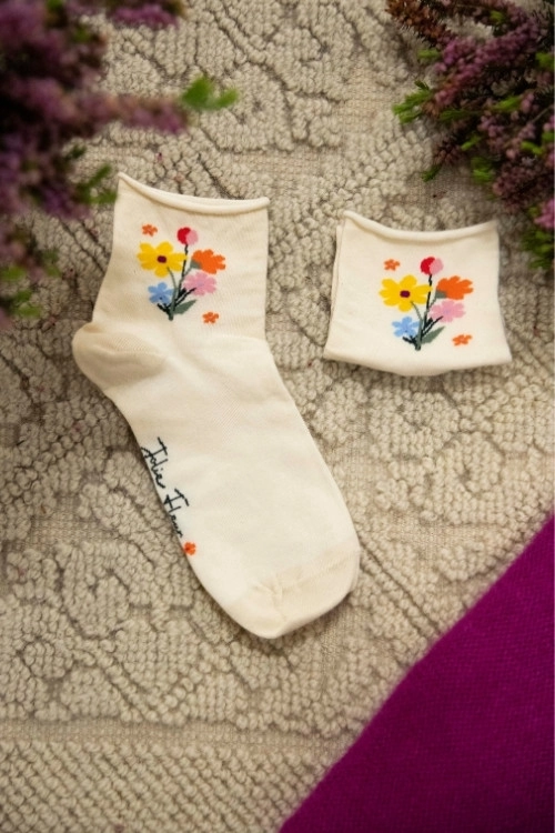 Chaussettes en coton jolies fleurs