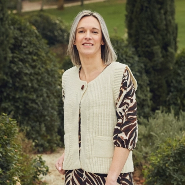 Gilet en laine mérinos d'Arles sans manches pour femme