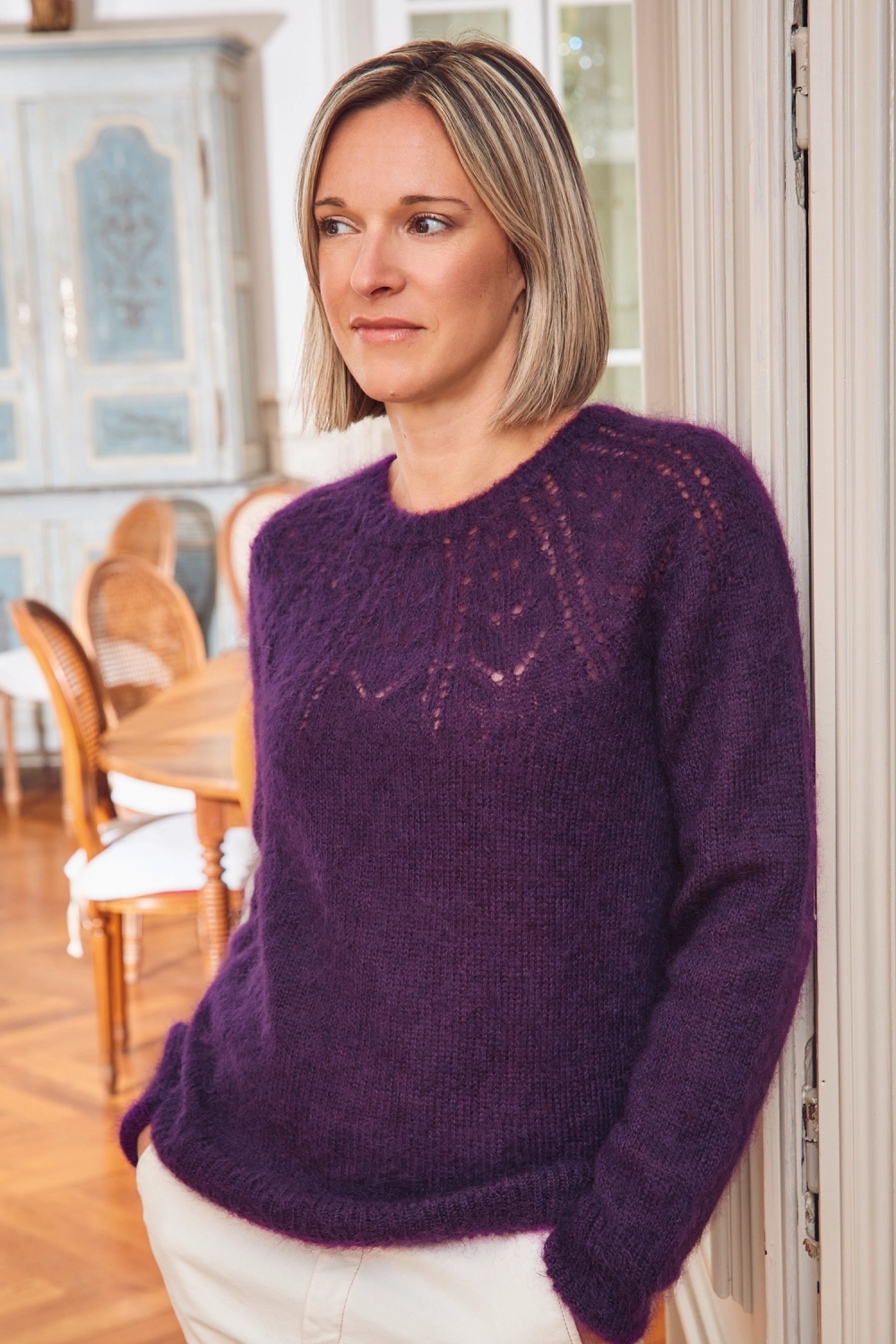 Pull en laine ajourée manches longues femme
