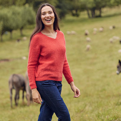 Pull en laine mohair col V pour femme 