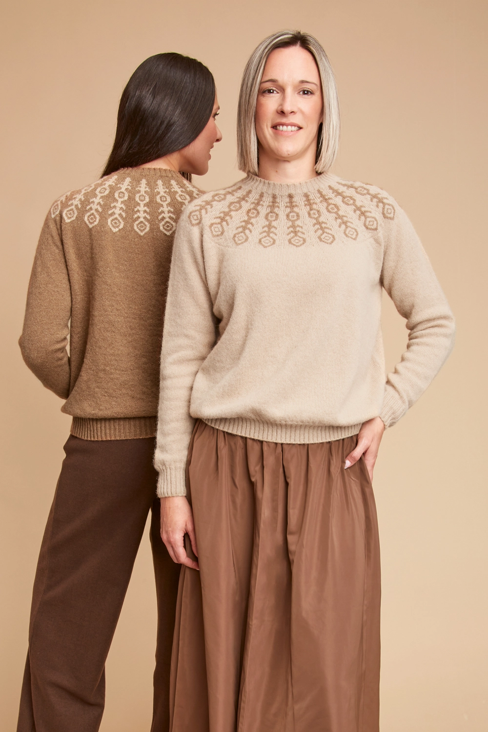 Pull jacquard en duvet de chameau pour femme