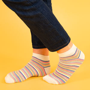 Socquettes coton bio à rayures multicolores